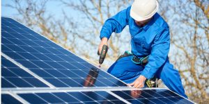 Installation Maintenance Panneaux Solaires Photovoltaïques à Saint-Pere-en-Retz